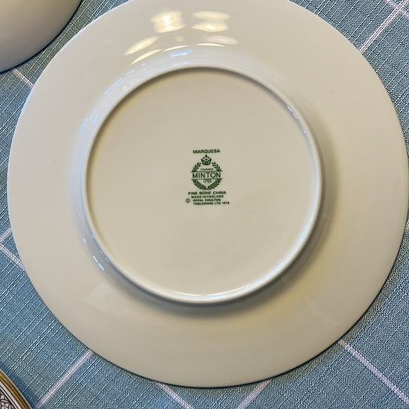 Minton Marquesa, Fine Bone China, Made In England, One Place Setting! - Picture 5 of 9